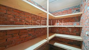 Вход в кладовку (склад)