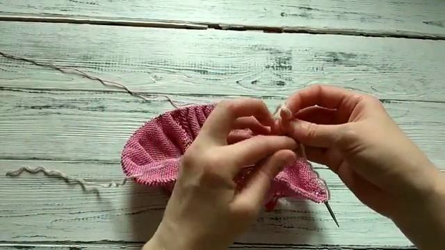 Мастер класс по вязанию детского платья спицами, реглан сверху (360p)