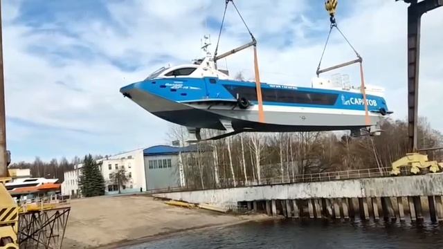 Первый "Валдай" для Саратовской области спущен на воду.