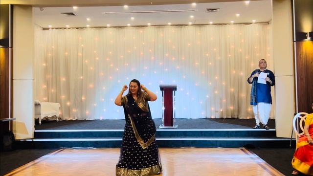 Kathak-Bollywood fusion Sangeet performance Thare rahiyo  Jhumka gira re Teri Galliya 