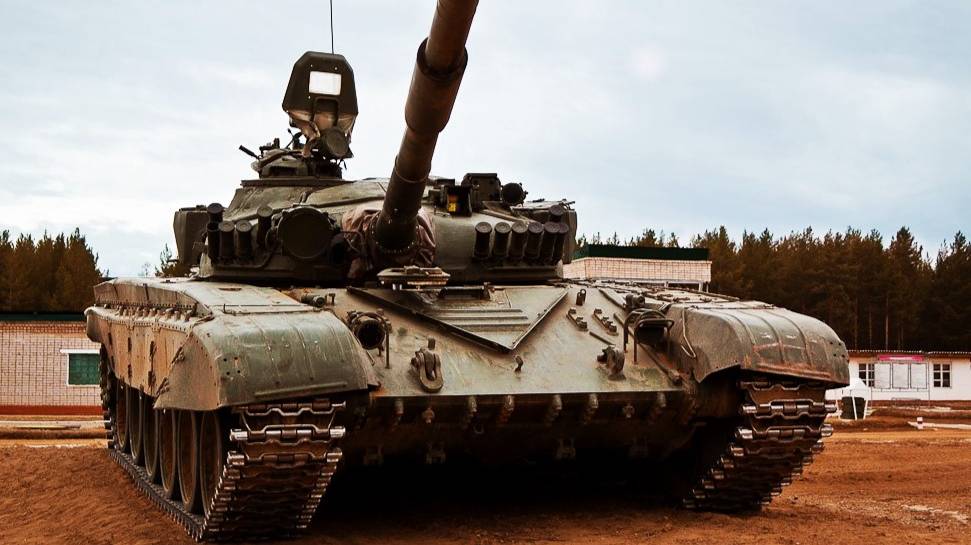 Т-72А " Изделие 172М1" смотреть онлайн