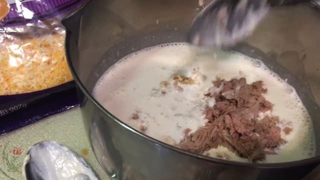 Budget Tuna Recipe/ Items from your Pantry/ Tuna Noodles Romanoff смотреть онлайн