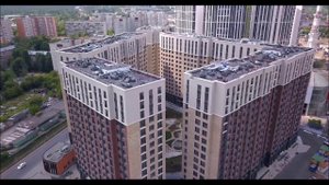 Многоэтажные дома с применением декоративного камня White Hills