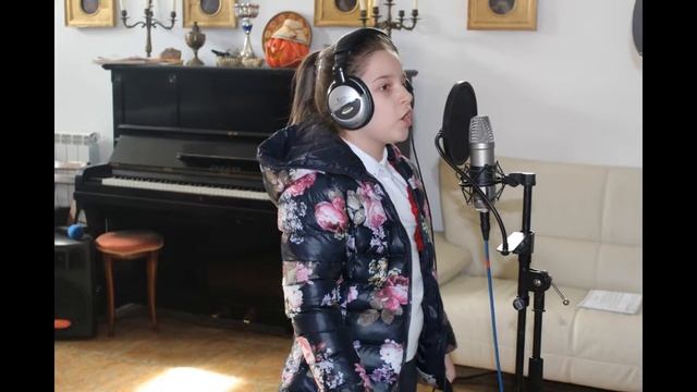 MALINA DARIA ELENA - Ce Bine-i La Joaca!!!