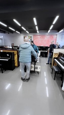 Рояльный салон №1 в России. Мир Музыки