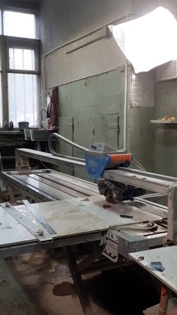 резка керамогранита 600х600 #резкакерамогранита #укладкаплитки #ремонтванной #ремонтквартир