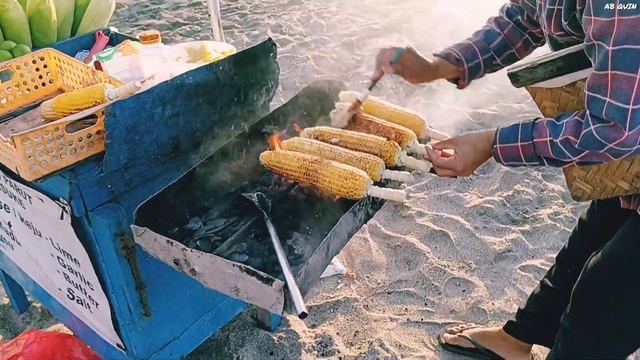 PULANG KERJA MAIN KE PANTAI BATU BOLONG - CANGGU BALI