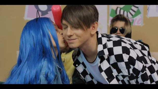 warnex - аскорбинка смотреть онлайн