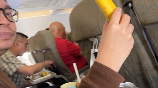 Mendadak Vietnam - Episode 1 - Traveling to Ho Chi Minh and Ibis Saigon Hotel смотреть онлайн