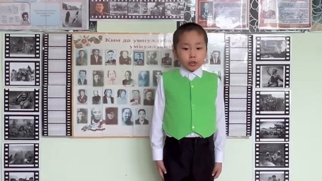 Ярик Гоголев, 7 с. Мэҥэ-Хаҥалас улууһа, Маттатааҕы "Ньургуһун" оҕо уһуйаана