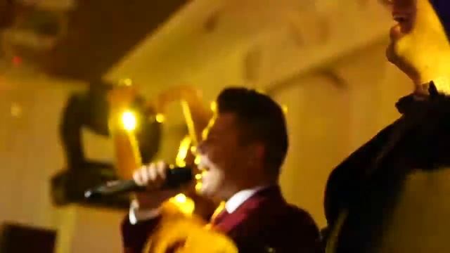 Певец на свадьбу