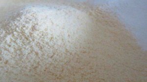 Бискотти с лесным орехом и сушеной клюквой