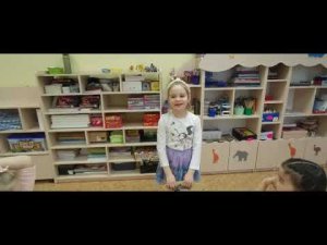 Дети подготовительной группы составляют задачи и решают их с помощью палочек Кюизенера