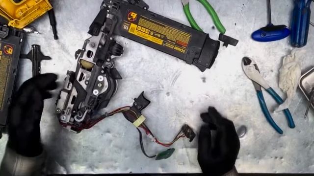 Dewalt DCN680 how it works смотреть онлайн