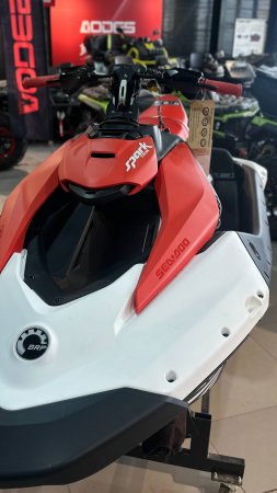 Гидроцикл BRP SEA-DOO spark 1UP trixx 90 2025!