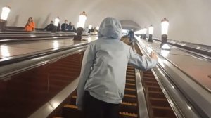 Первый раз в метро 🚇 Москва