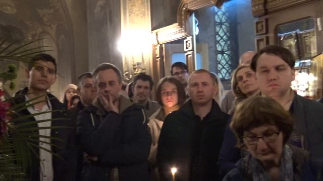 Пасхальные богослужения в храме Подворья смотреть онлайн