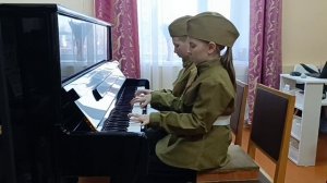 Ансамбль "В землянке" к 80-летию Победы в ВОВ.
1945 - 2025.
Исп.Набойщиков Денис /Дегтярёва Вероника