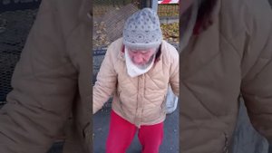 Бабка-ниндзя благословляет оператора