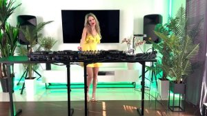 DJ Cherry Lips Tech House Mix Rhythm Revolution with Acapellas