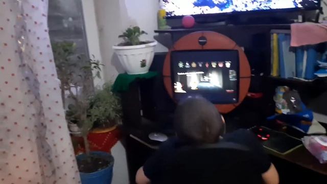 Мне скучно, Женя поиграй со мной. смотреть онлайн