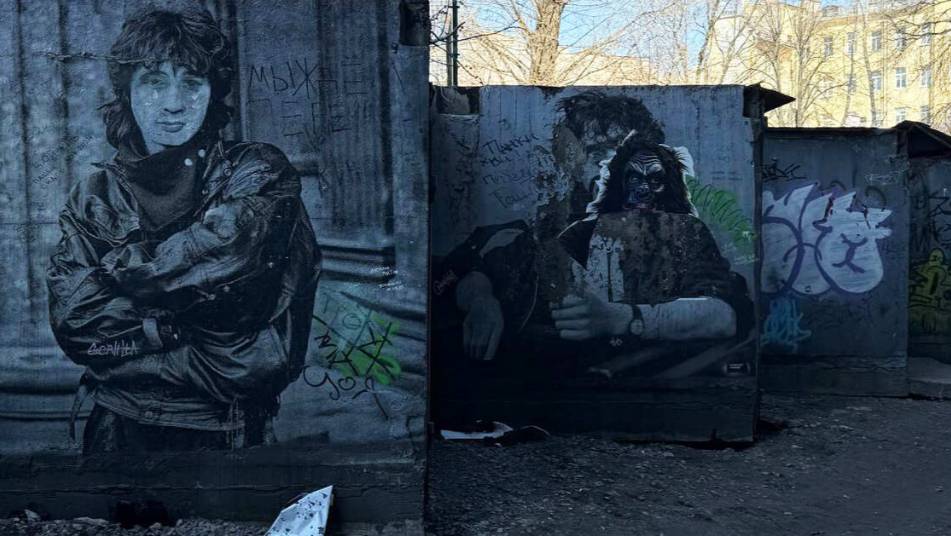 Битва культур: противостояние фанатов Цоя и Техника продолжается в Петербурге