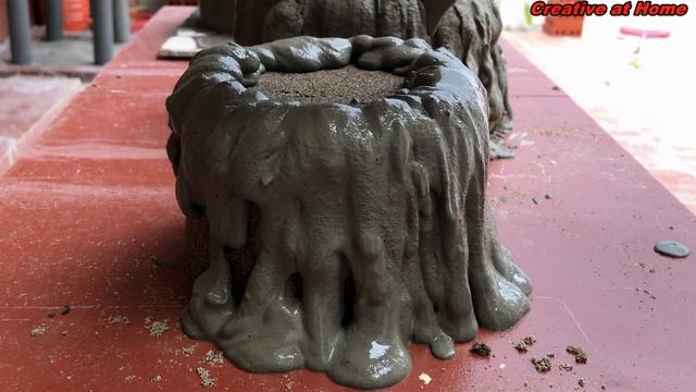 A great idea from pallet cement and fabric. DIY flower pot to make waterfall aquarium at home