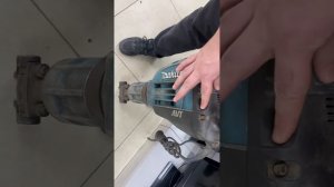 Отбойный молоток Макита