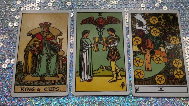 How To Do A 3 Card Tarot Reading -🔮 Quick Lesson! смотреть онлайн