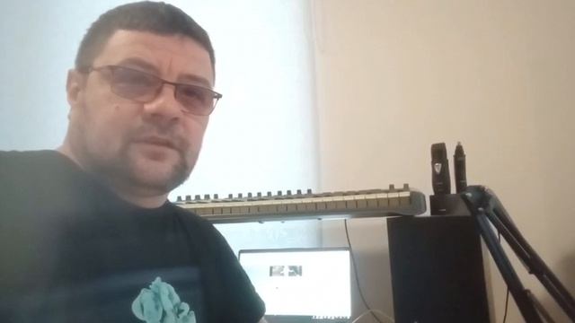 Привет друзья! Немного о себе