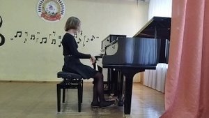 Подакина Анна 13 лет
М Шмитц "Джазовая инвенция "
Ф.Бургмюллер "Признание"