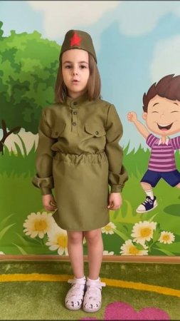 Участница конкурса "Память о Великой Победе" Анна Папуашвили читает стихотворение Михаила Владимова