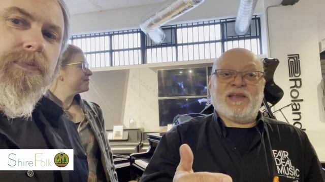 PA Shopping at Fair Deal Music for Shire Folk смотреть онлайн