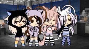 Клип: "Бутылочка" /ФРЕНДЗОНА/ Gacha Club
