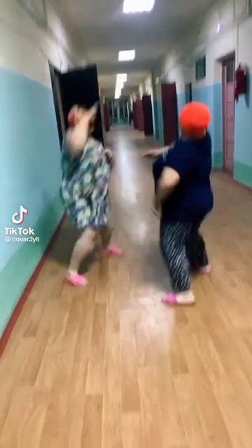 Когда бабушке дали квартиру) смотреть онлайн