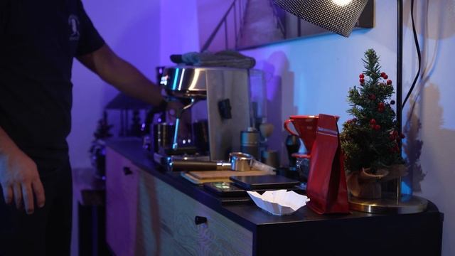 Americano & Long Black - What really is the difference? смотреть онлайн