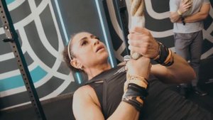 Парные соревнования по кроссфиту.