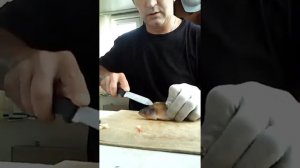 как легко и быстро почистить замороженного окуня
