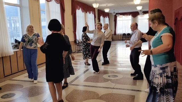 Я улетаю на большом воздушном шаре... 12.04.25...