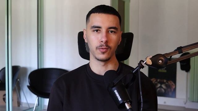 Ma reconversion inattendue : De Graphiste à Ingénieur IA ! смотреть онлайн