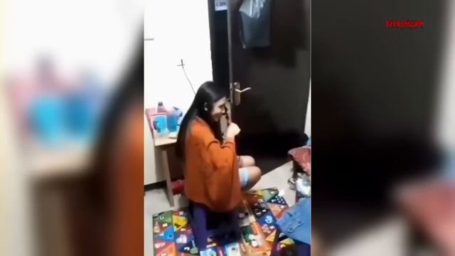 Bikin Merinding !!! Segerombolan Jin Lari keluar Masjid saat Adzan di Kumandangkan смотреть онлайн