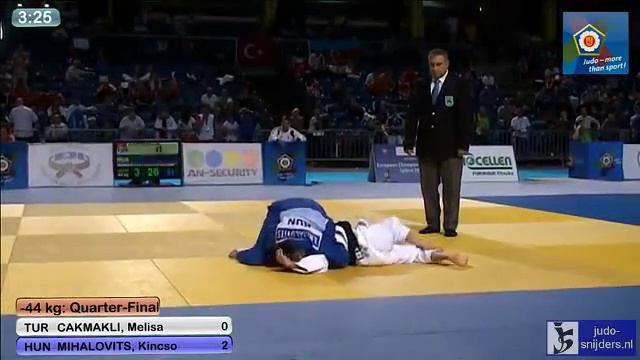 Judo 2013 European Championships Cadets: Cakmakli (TUR) - Mihalovits (HUN) [-44kg] смотреть онлайн