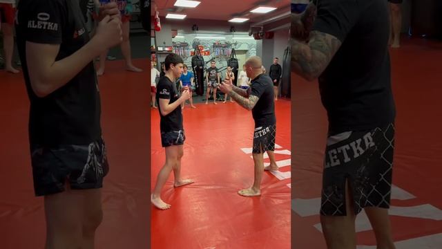 Отработка нырков в боксе от Андрея Басынина смотреть онлайн