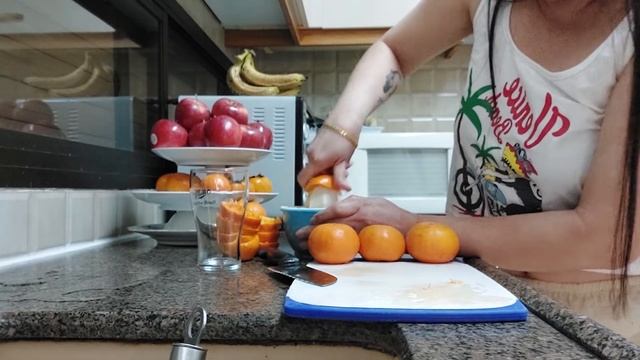Fresh Mandarina Juice смотреть онлайн