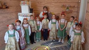 Ансамбль народного пения "Веснянки"
"Как под наши ворота".mp4