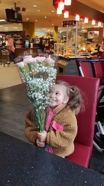 всех с 8 марта это было раньше #топчик смотреть онлайн