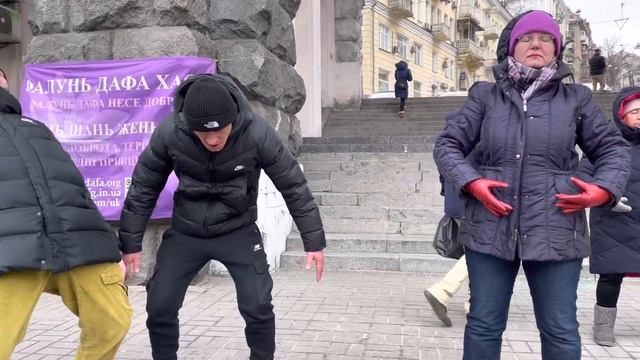 Шаман и Штакет медитируют 😂 смотреть онлайн