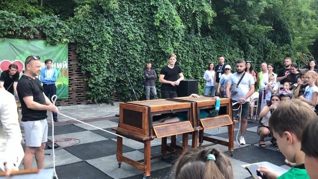 Днепр. Зелений Гай. Фокусы, мастер-классы, Аватар под открытым небом смотреть онлайн