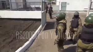 Массовый бунт на зоне беспредел администрации