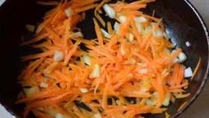 Традиционный борщ на свиной косточке